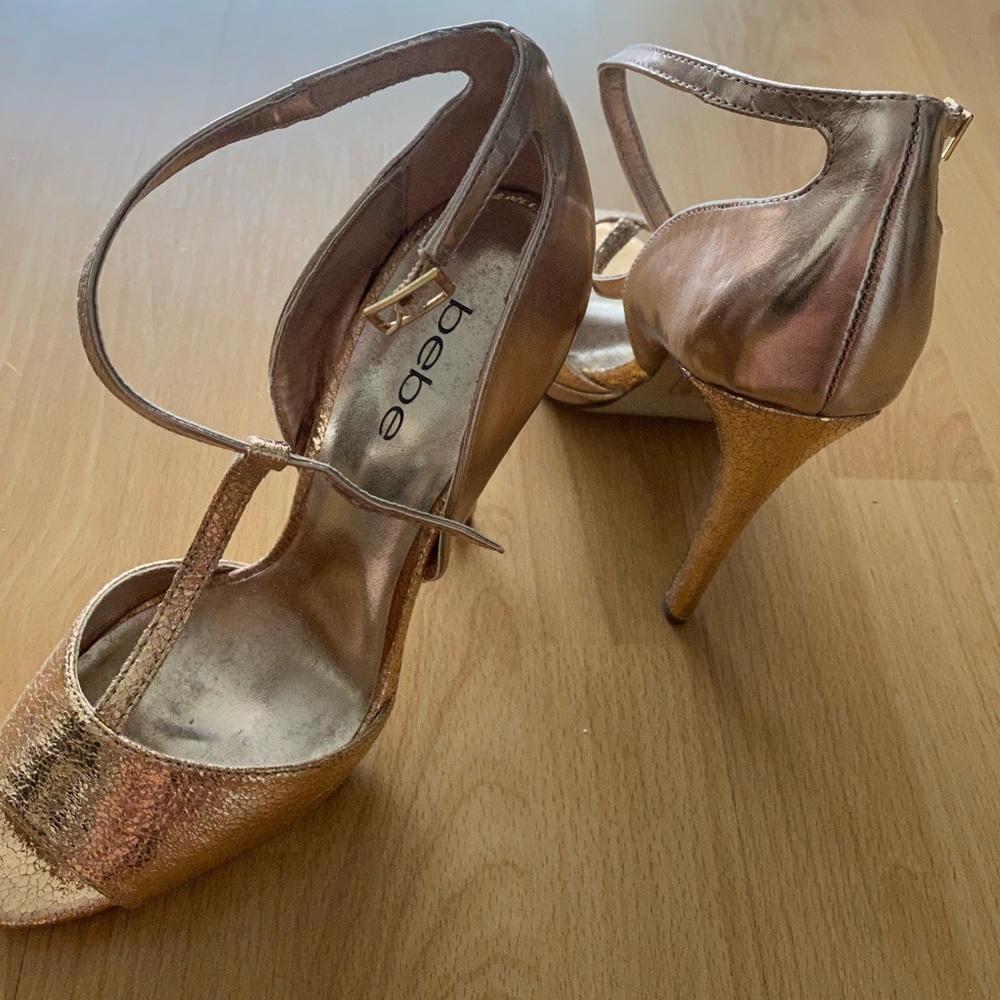 Rose gold Bebe heels size 7/7.5